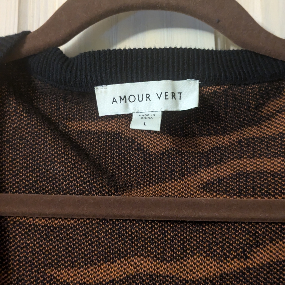 Amour Vert Black and Brown Patterned Cardigan - Picture 2 of 3